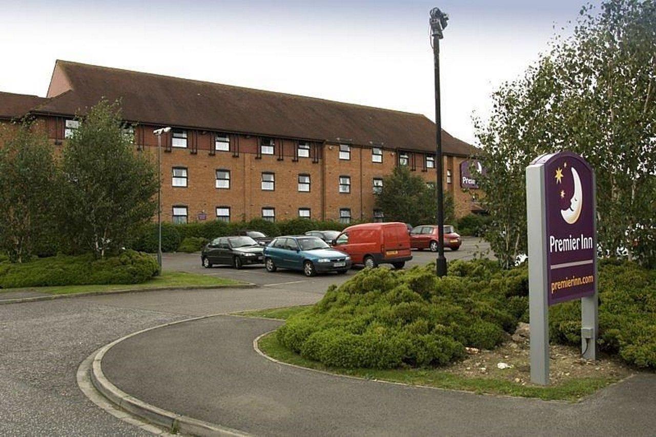 Premier Inn Premier Inn York South West ภายนอก รูปภาพ