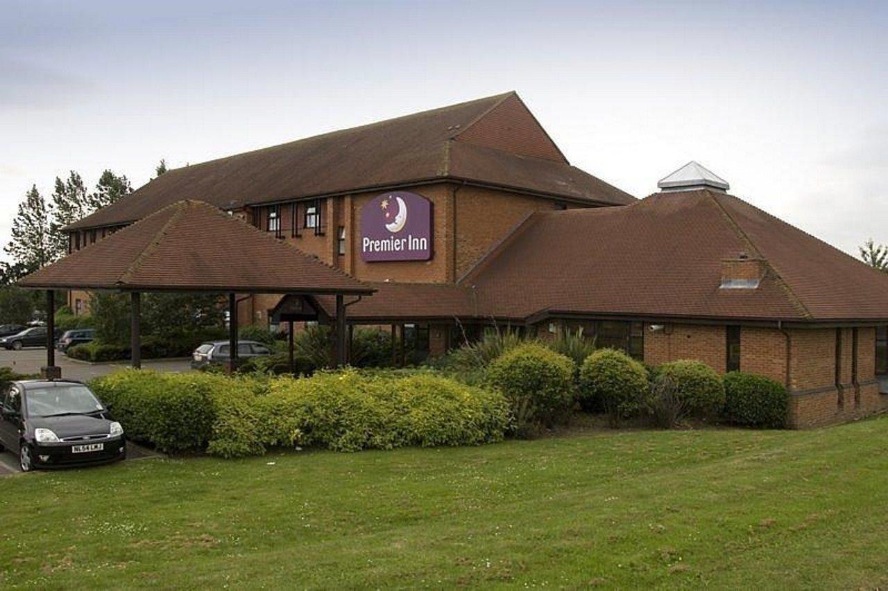 Premier Inn Premier Inn York South West ภายนอก รูปภาพ