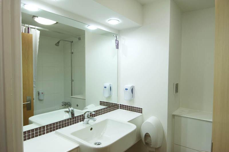 Premier Inn Premier Inn York South West ภายนอก รูปภาพ